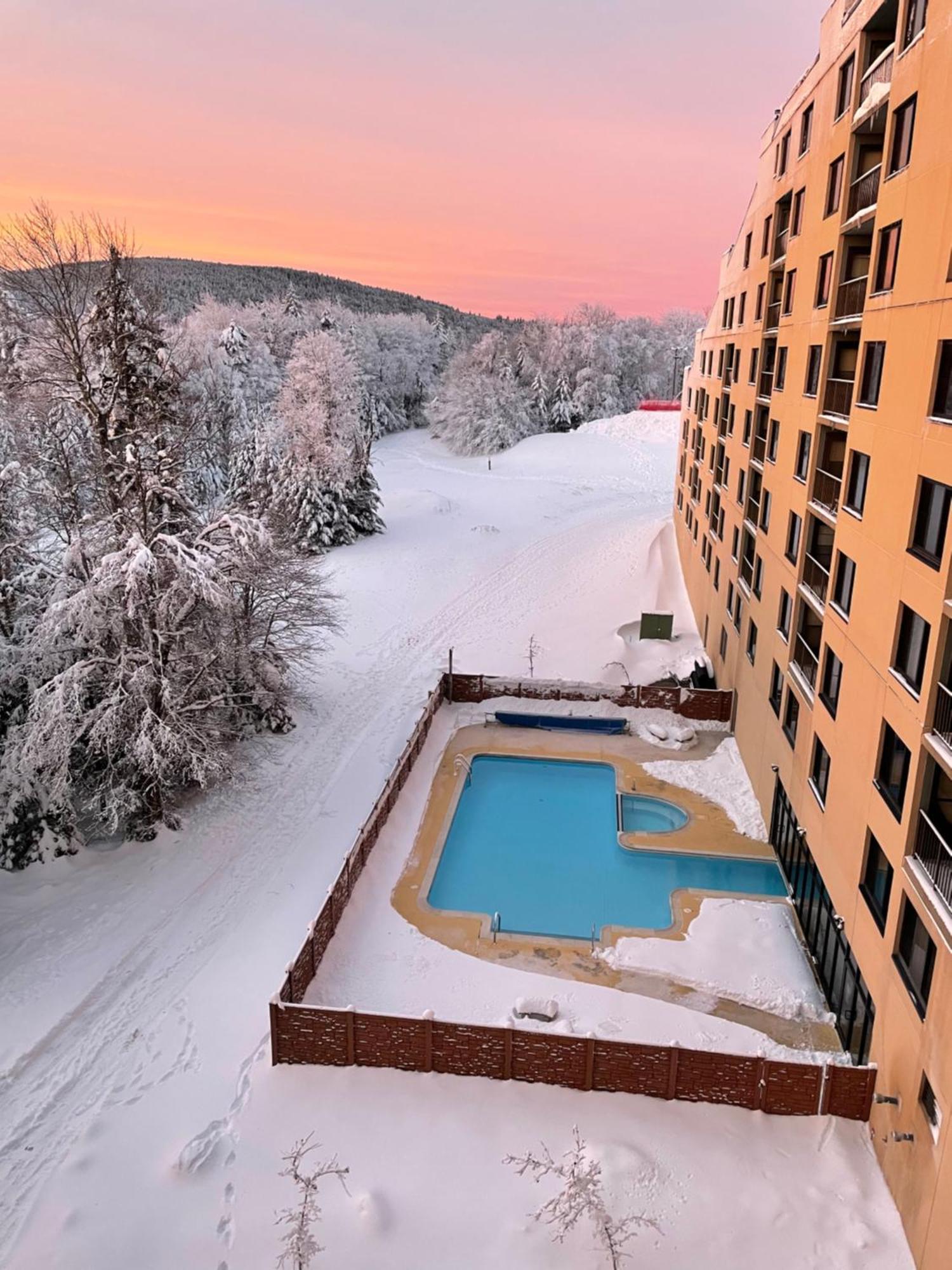 Modern Condo With Ski In & Ski Out - Silver Creek Lodge, Snowshoe Exteriör bild